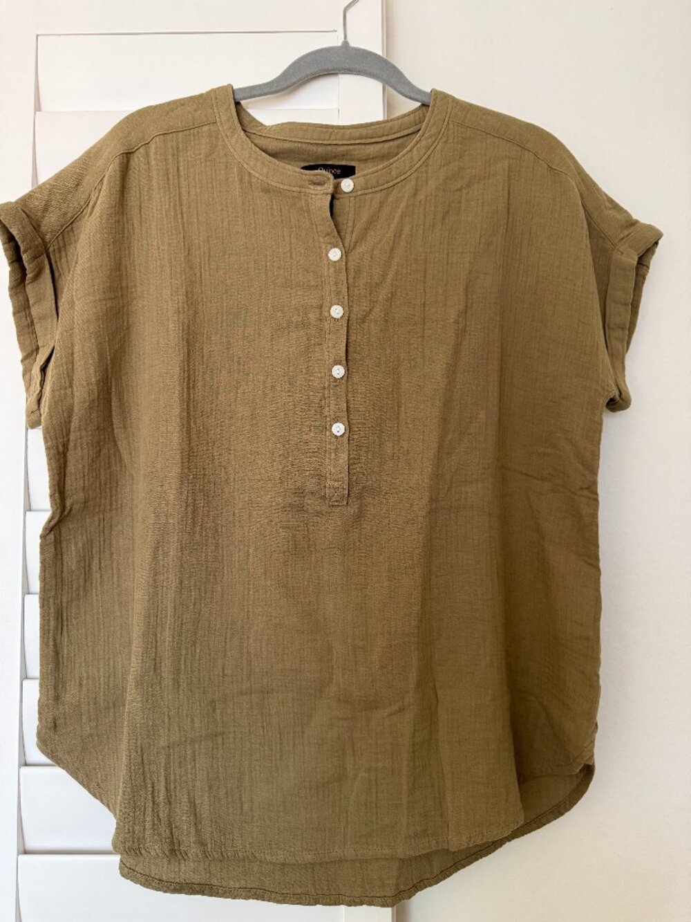 Quince 100% Organic Cotton Gauze Roll Sleeve Shirt